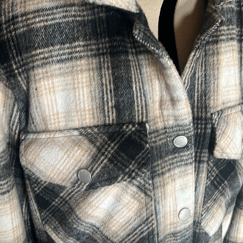 Neutral Plaid Shacket - Picture 2 of 3